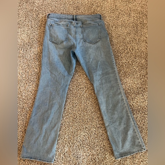 Light Wash Old Navy Kicker Boot Cut Jeans. Size 12 - Picture 2 of 2